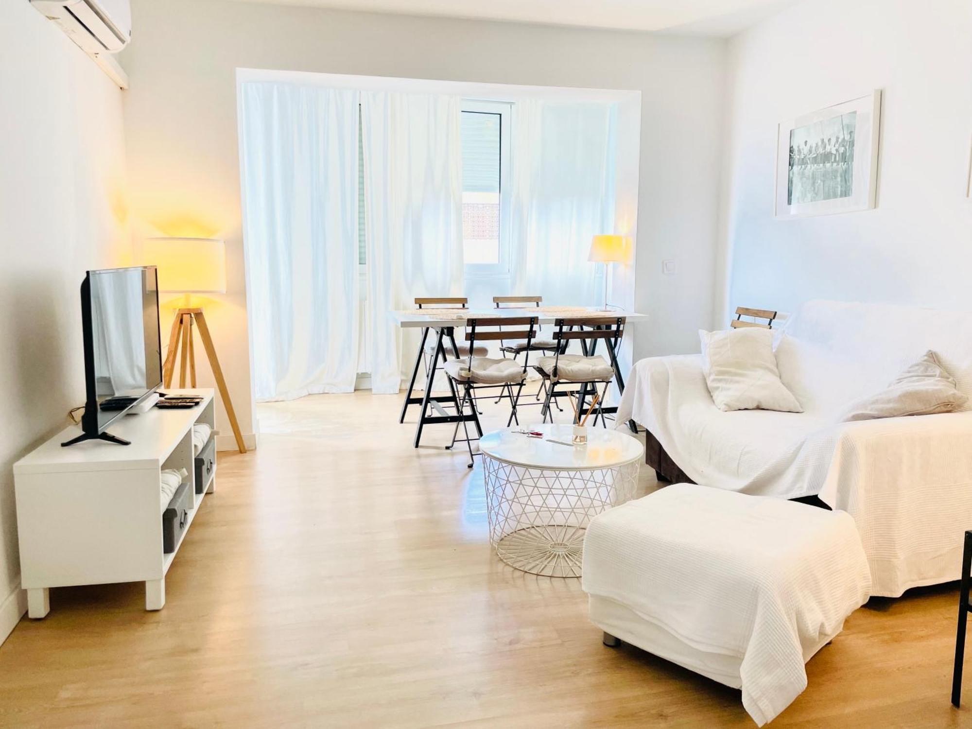 Piso Acogedor Y Tranquilo - Junto A Ifema Y Aerop. Apartment Madrid Bagian luar foto